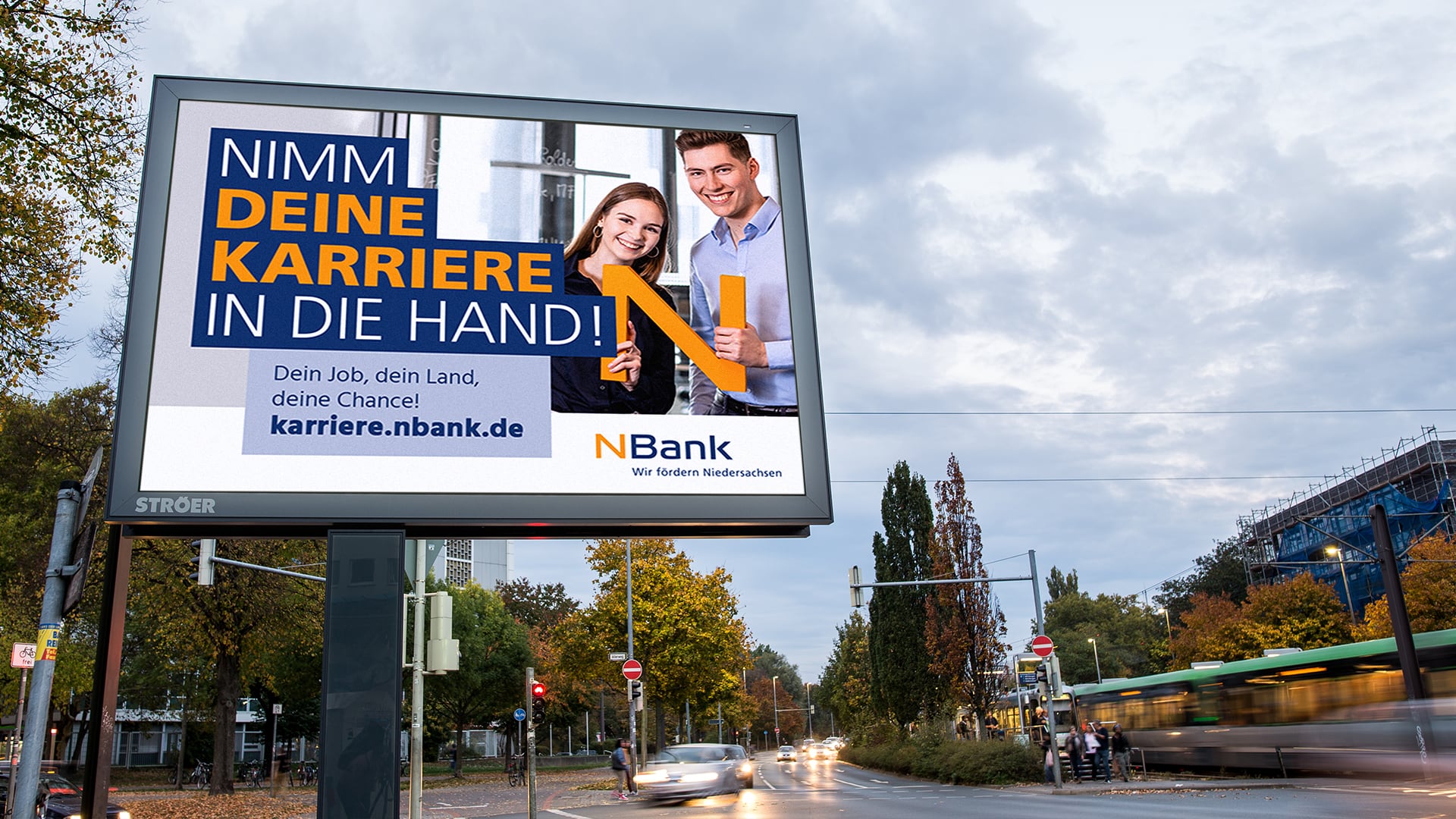 NBank Recruiting-Kampagne Roadside Screen
